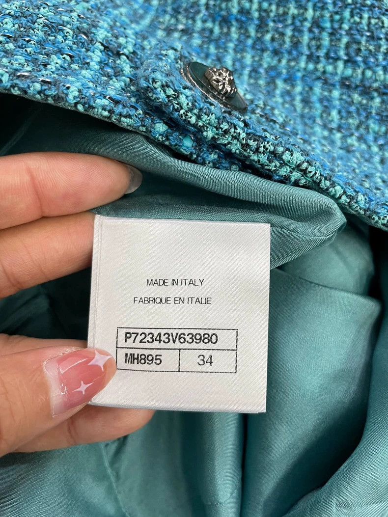 Chanel Chanel 22P Peacock Blue Tweed Woven Shorts Size 42" / US 20 - 5 Thumbnail