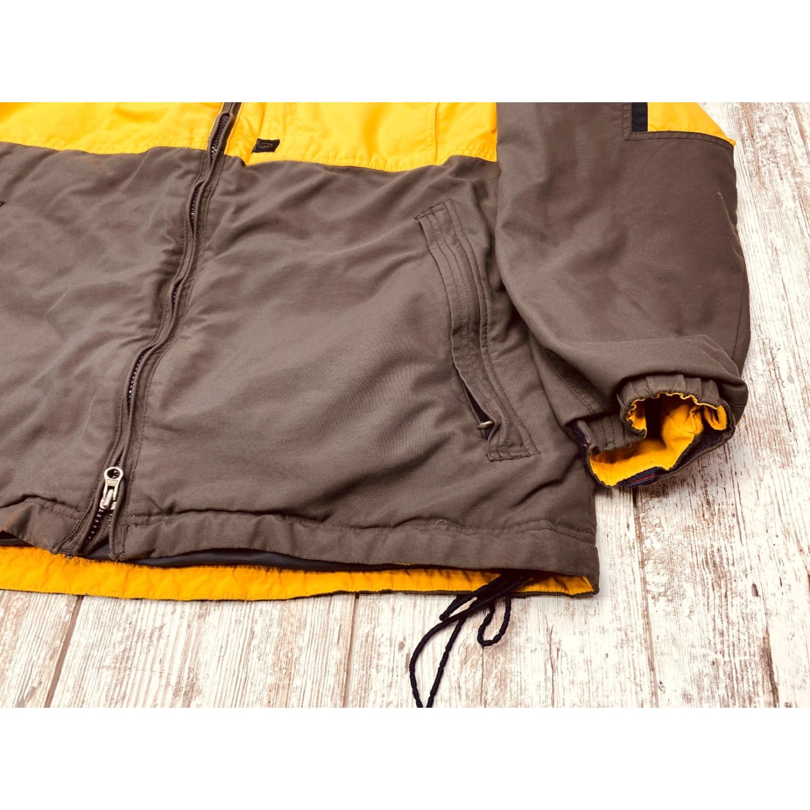 Abercrombie & Fitch Abercrombie & Fitch Full Zip Jacket Mens L Gray Yellow Coat Nylon Rain Lined Size US L / EU 52-54 / 3 - 4 Thumbnail