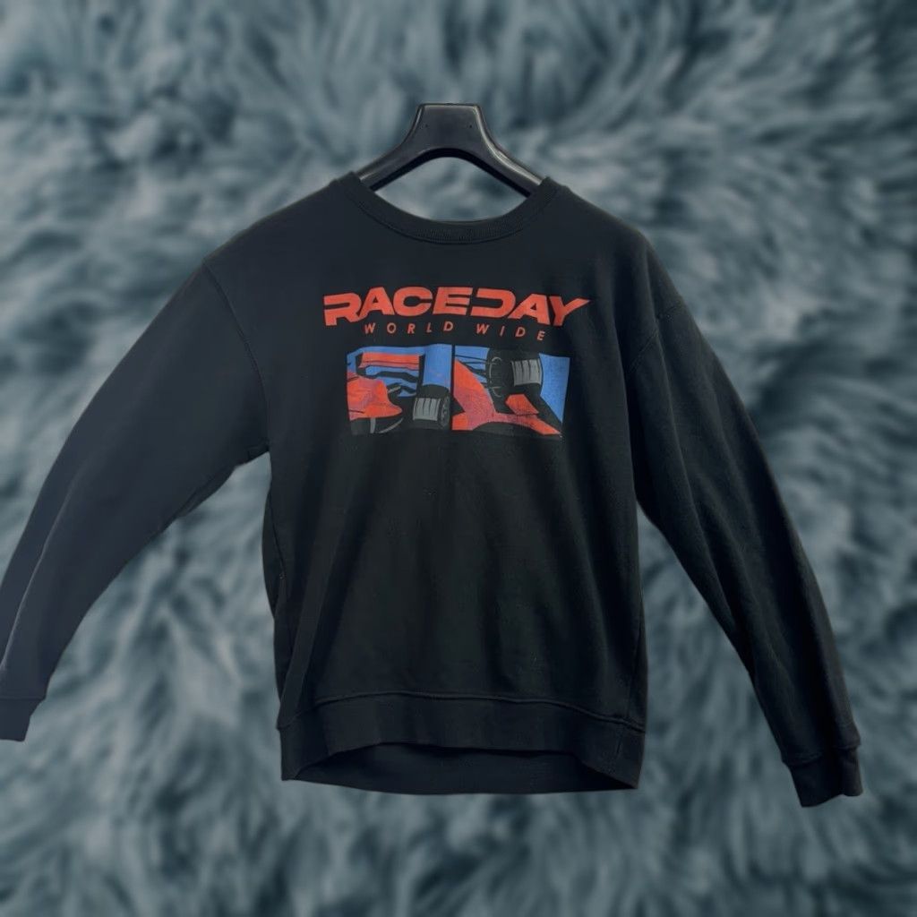 Vintage Raceday World Wide Car Men’s Long Sleeve Crew Sweatshirt Black SIZE Medium Size US M / EU 48-50 / 2 - 1 Thumbnail