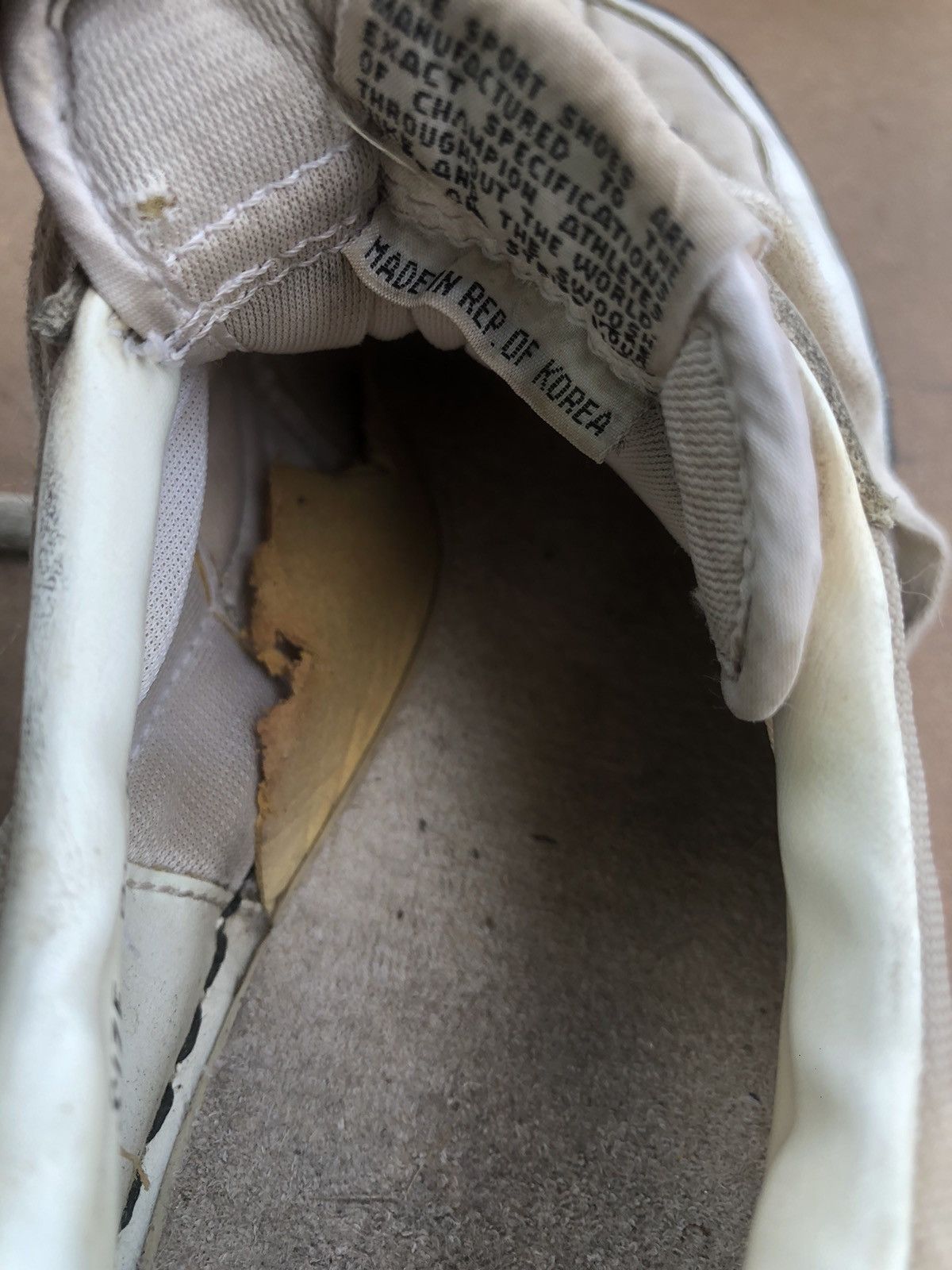 Nike × Vintage Vtg 1983 Nike White Leather Sneakers Size 9.5 Made In Korea Size US 9.5 / IT 39.5 - 10 Thumbnail