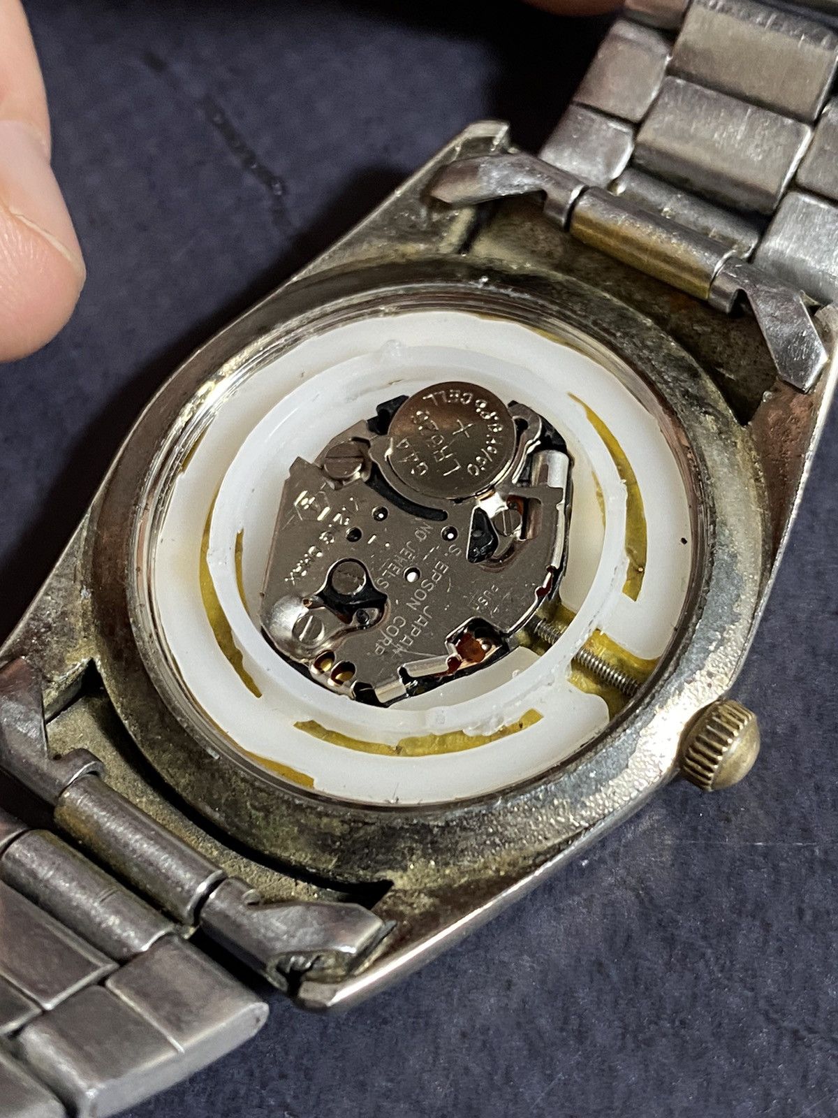 Japanese Brand × Jewelry × Vintage Omax Gold Tone Automatic Watch Two-Tone Japanese Brand Size ONE SIZE - 4 Thumbnail