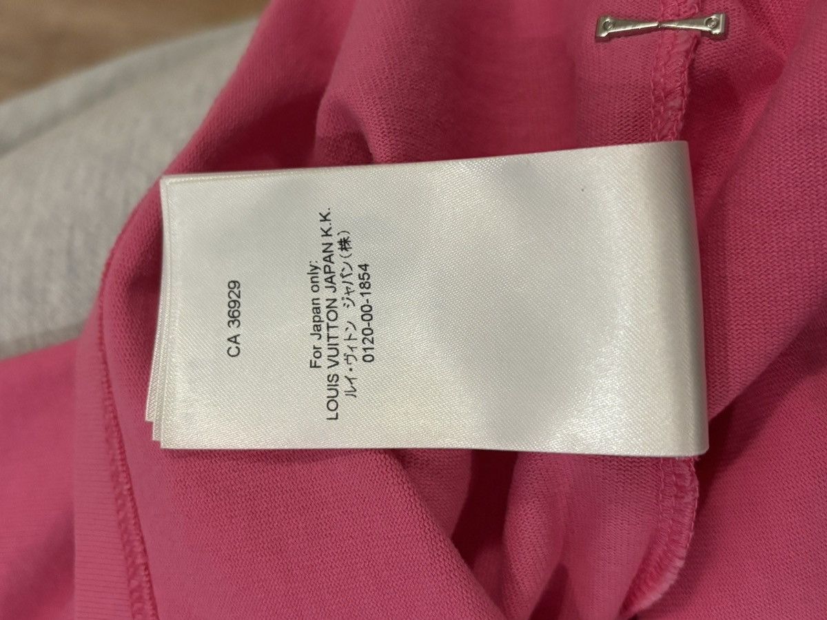 Louis Vuitton Louis Vuitton Pink Inside Out Tee Shirt Size XS Size US XS / EU 42 / 0 - 12 Thumbnail