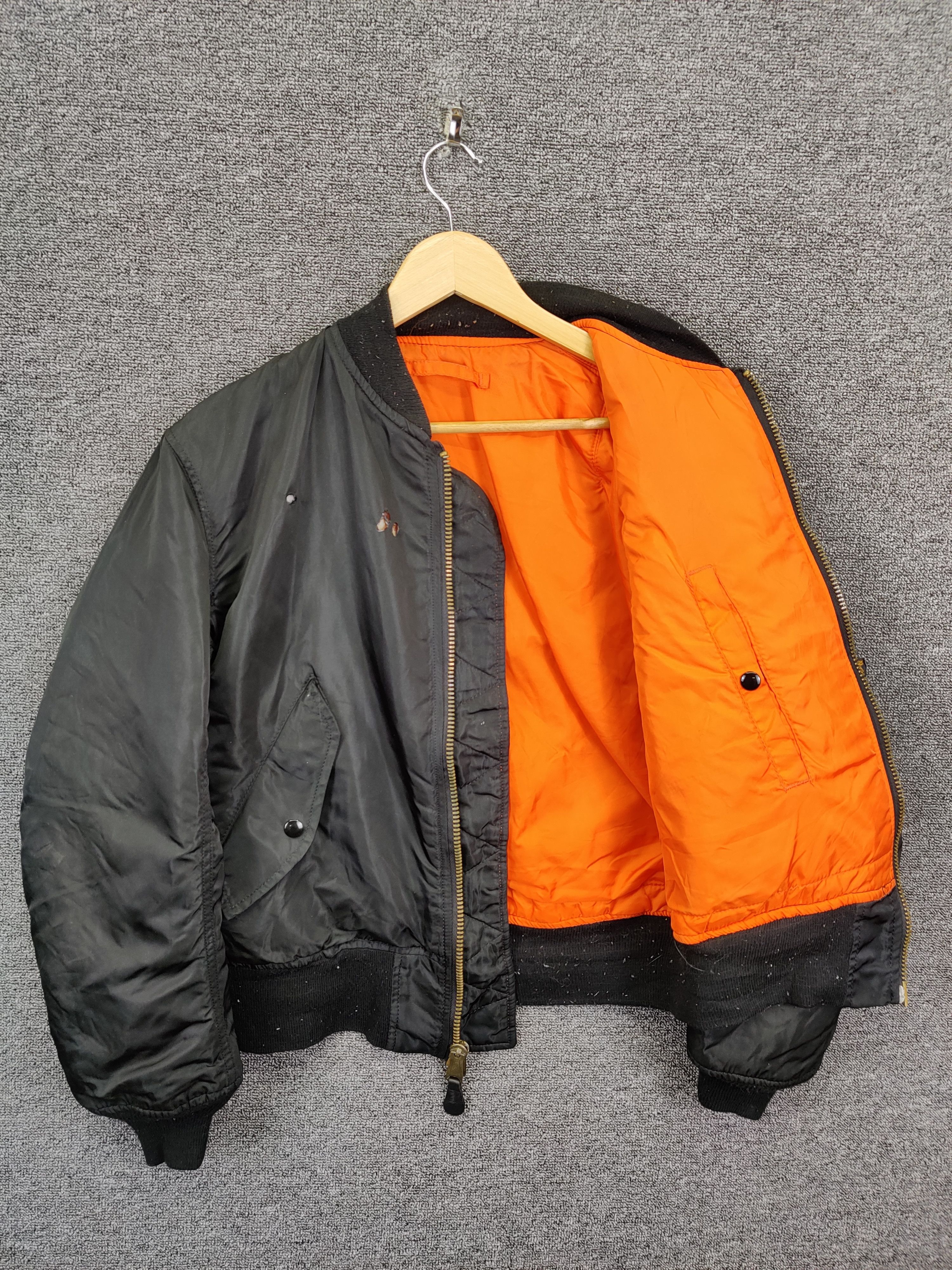 Alpha Industries Vintage Alpha Industries MA-1 Flight Bomber Jacket Size US M / EU 48-50 / 2 - 7 Thumbnail