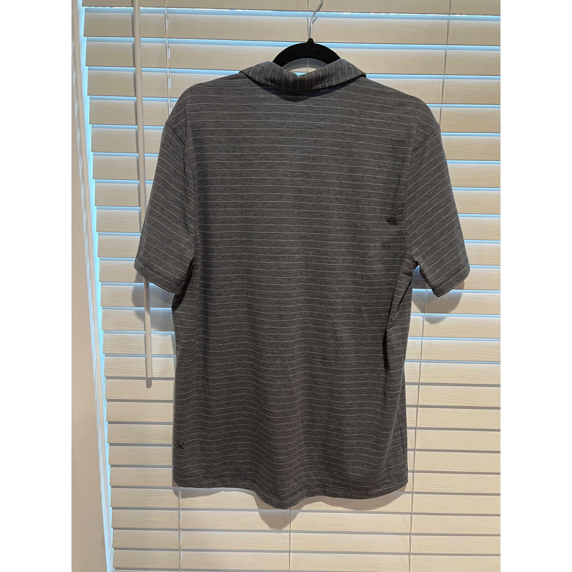 Lululemon Lululemon Mens Polo Shirt - Size L Size US L / EU 52-54 / 3 - 3 Thumbnail