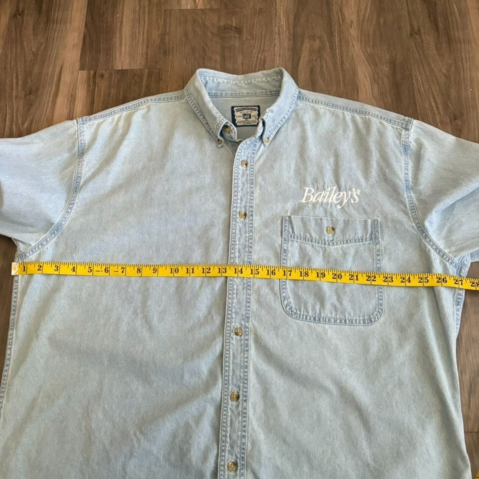 Vintage Vintage Denim Shirt Button Up Men's Size XL Blue Overshirt Size US XL / EU 56 / 4 - 5 Thumbnail
