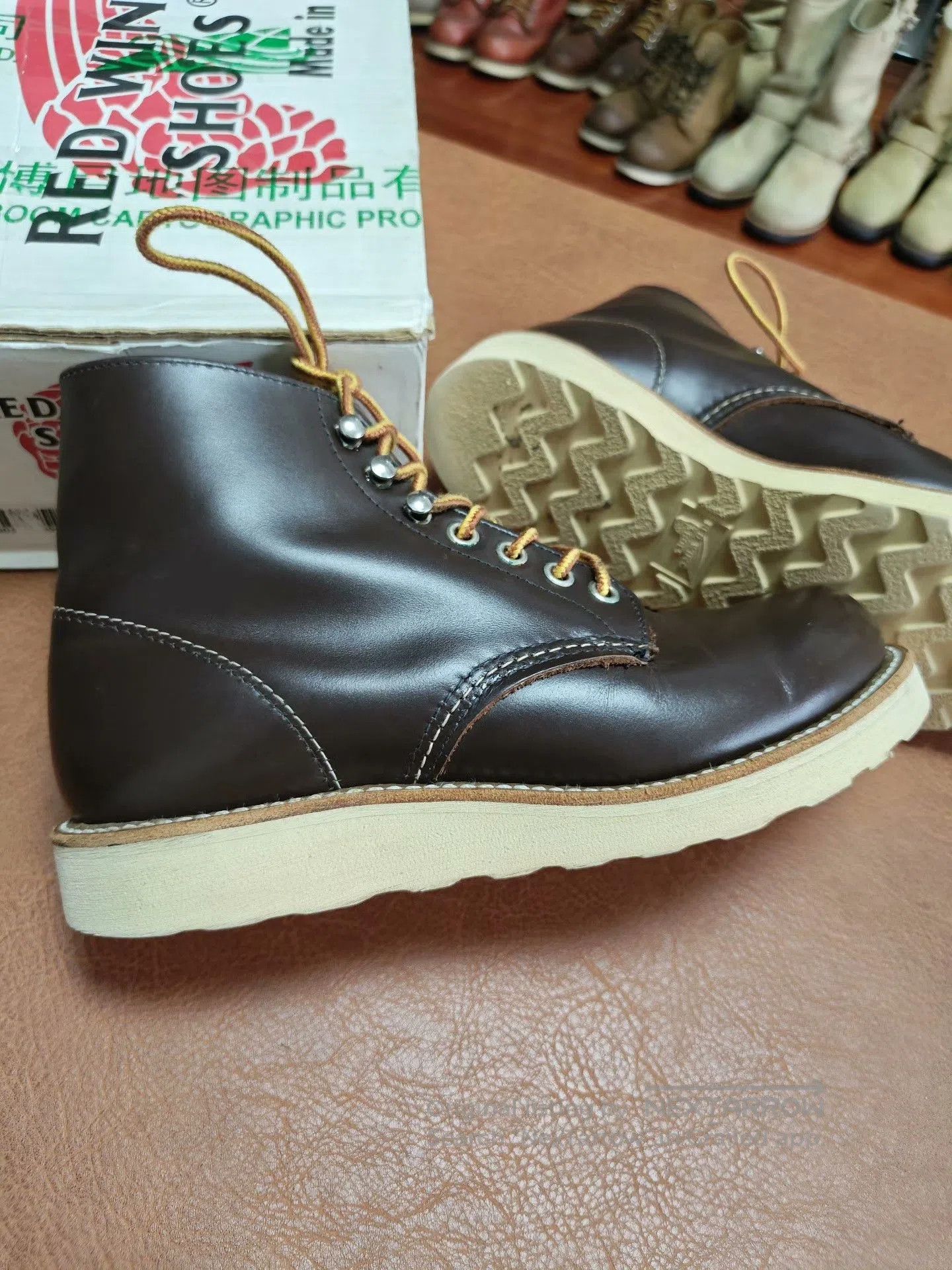 Other Red Wing 8160 Embroidered Badge. Size US 5.5 / EU 38 - 4 Thumbnail