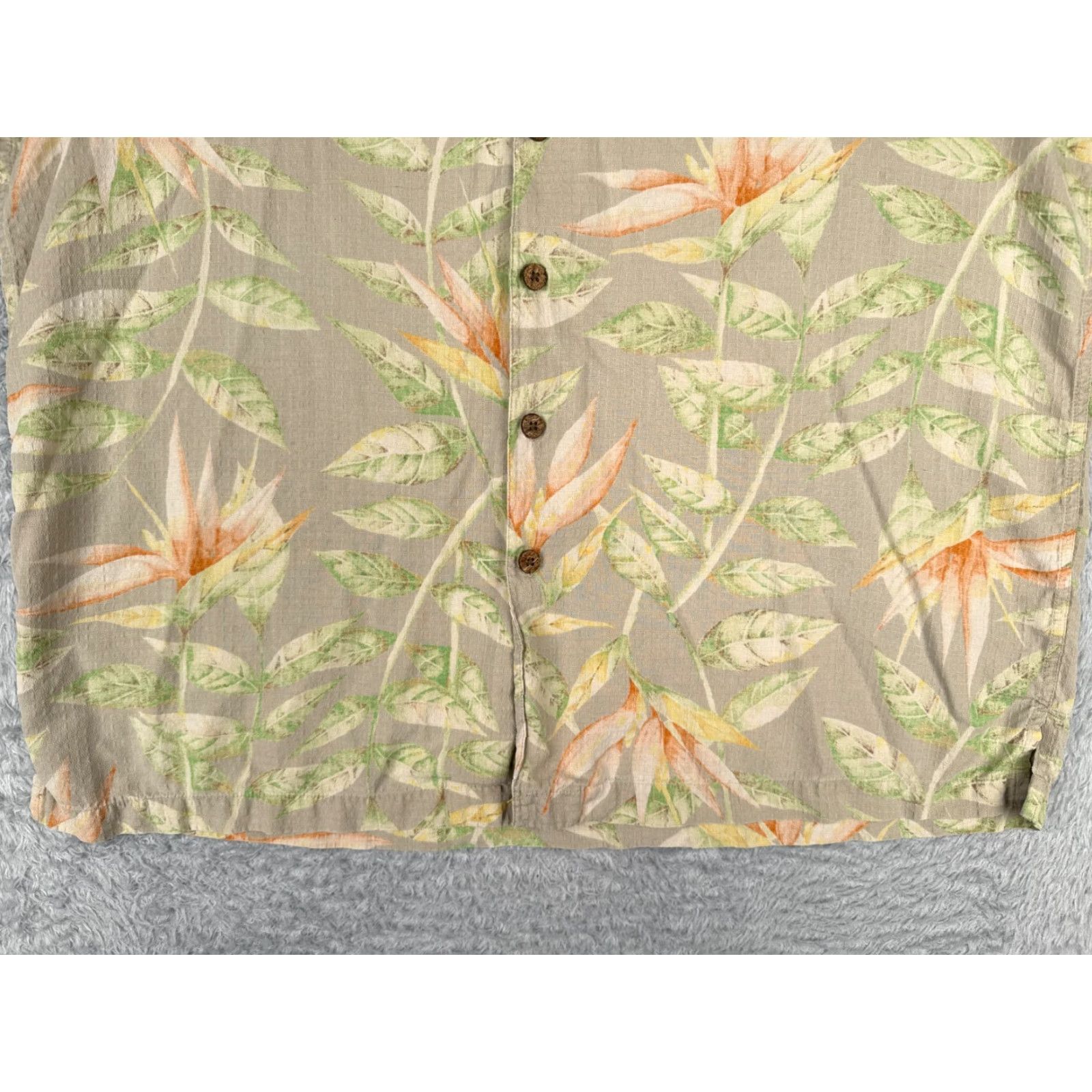 Paradise VINTAGE Caribbean Shirt Mens Large Gray Floral Bird Of Paradise Wood Button 100% Silk Size US L / EU 52-54 / 3 - 7 Thumbnail