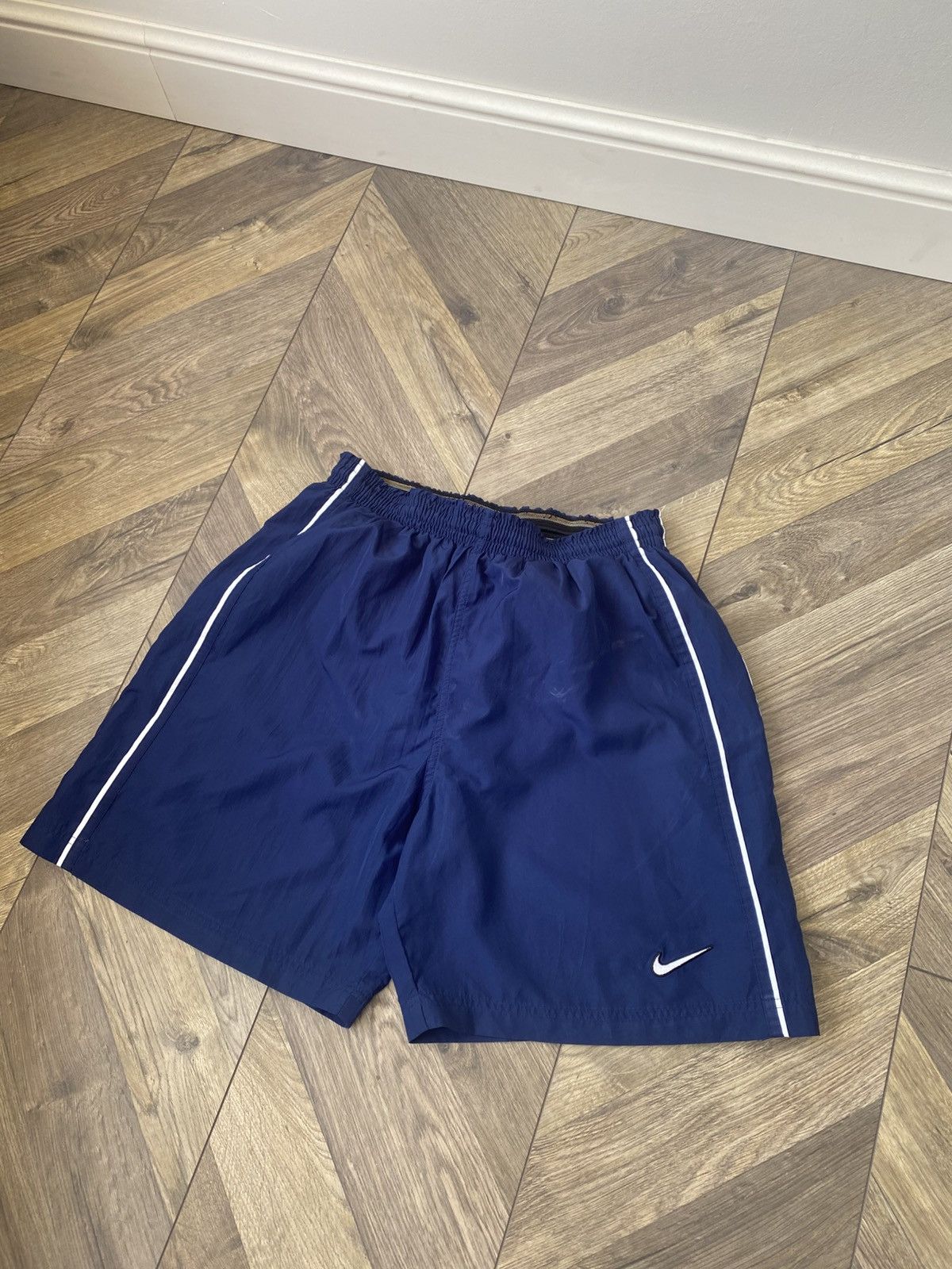 Nike × Vintage Vintage Nike 90s nylon shorts Size US 31 - 5 Thumbnail