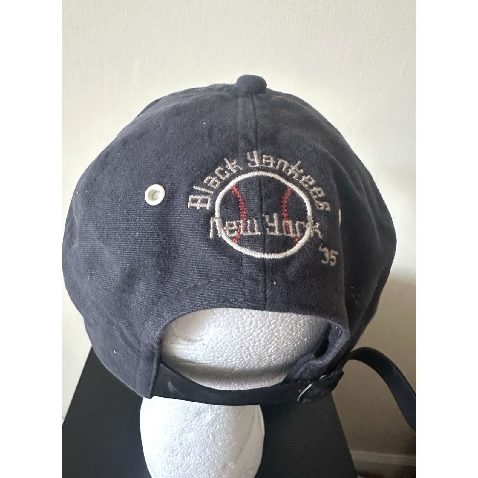 Vintage VINTAGE Blue Marlin Baseball Hat USA Yankees 1935 New York Black NWT Adjustable Cotton Hat Unisex Adults USA Theme Rare Cap Size ONE SIZE - 7 Thumbnail