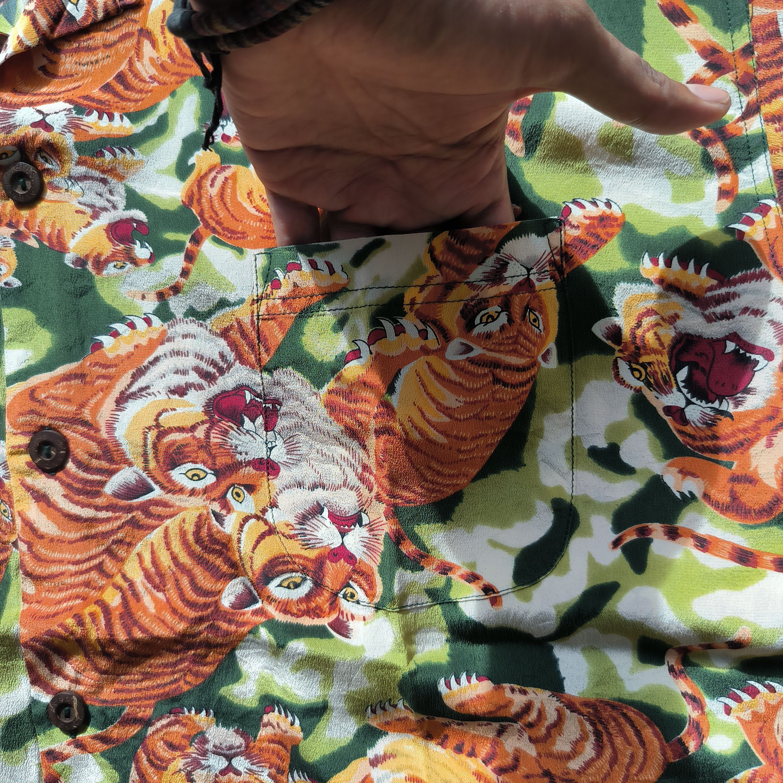 Vintage Vintage Avanti Hawaiian Tiger Shirts Size US XL / EU 56 / 4 - 2 Thumbnail