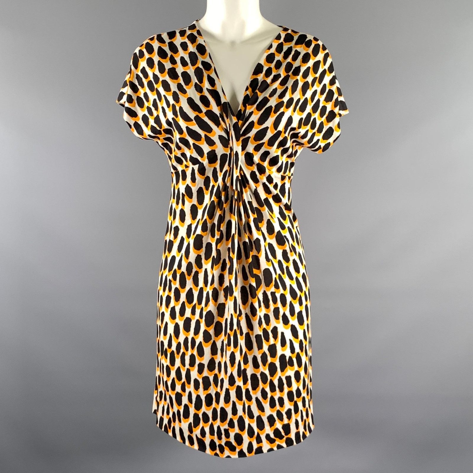 Diane von Furstenberg DIANE VON FURSTENBERG Size 2 Orange Black Animal Print Dress Size XS / US 0-2 / IT 36-38 - 1 Thumbnail