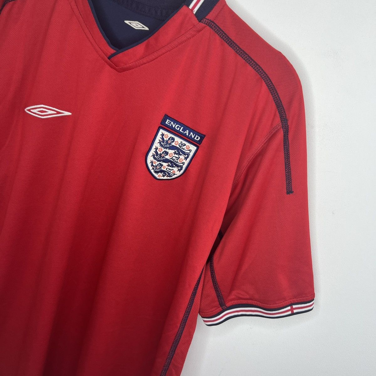 Umbro Vintage Umbro England jersey men’s Size US L / EU 52-54 / 3 - 5 Thumbnail