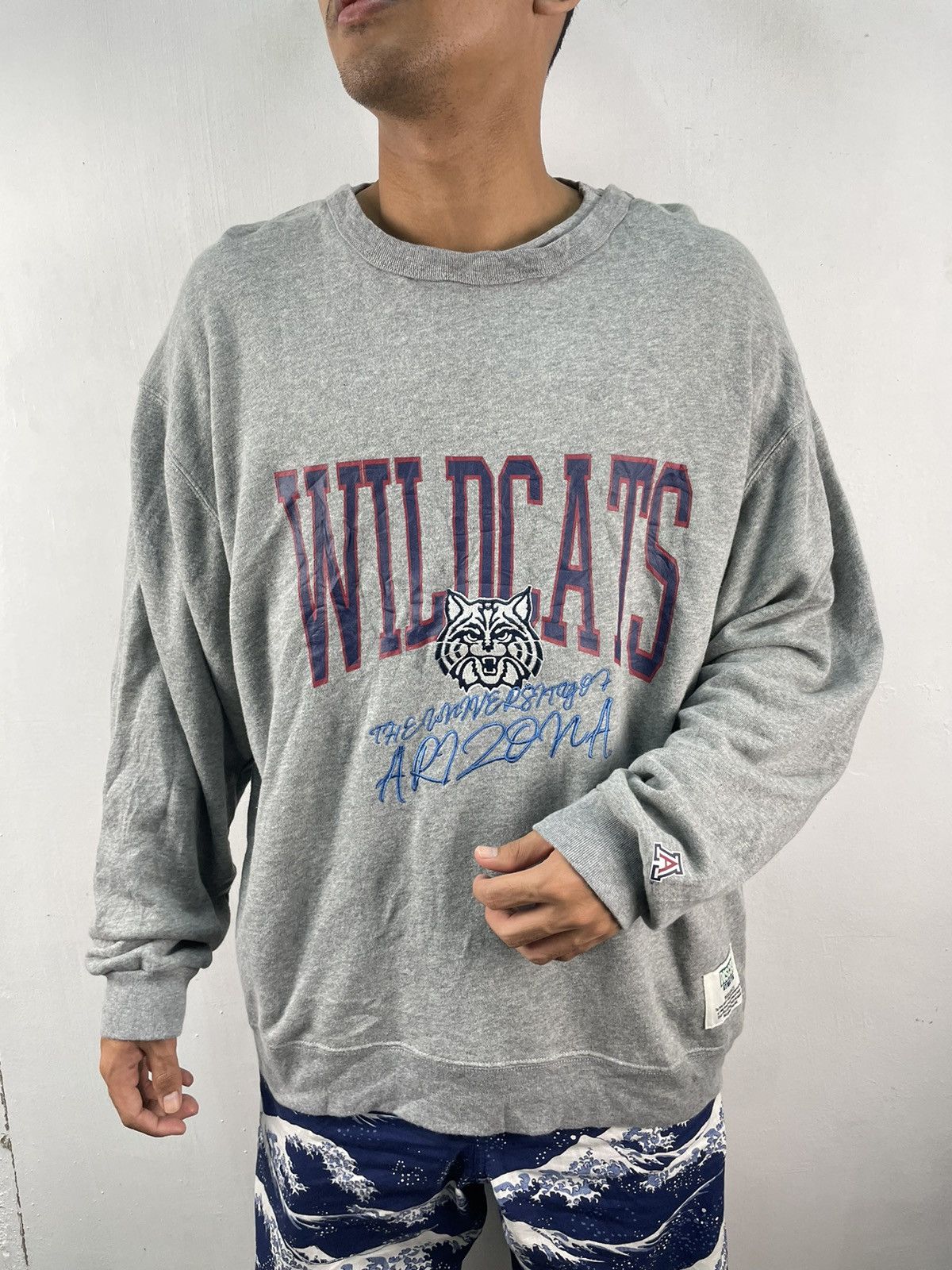 Vintage Vintage Wildcats The University of Arizona Sweatshirt Baggy Size US L / EU 52-54 / 3 - 1 Thumbnail
