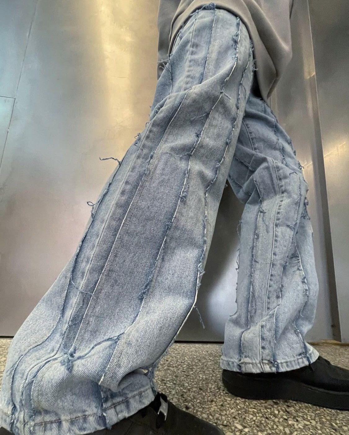 Designer × Matin Kim Matin Kim Cutting Loose Denim Pants Light Blue Size 30" / US 8 / IT 44 - 21 Thumbnail