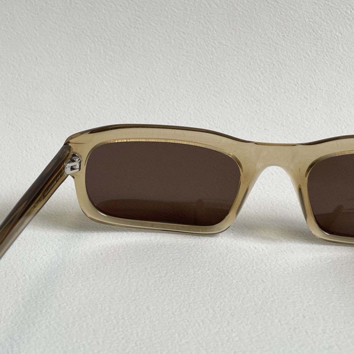 Cutler and Gross Translucent Honey Frame Vintage Sunglasses Size ONE SIZE - 9 Thumbnail