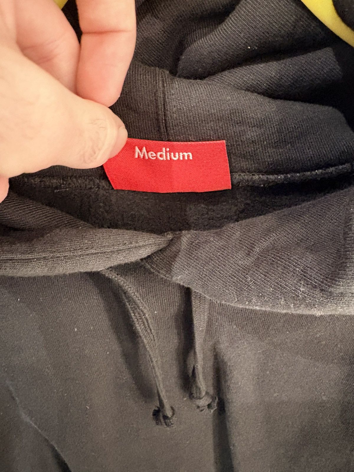 Supreme Supreme hoodie in black. Size US M / EU 48-50 / 2 - 4 Thumbnail