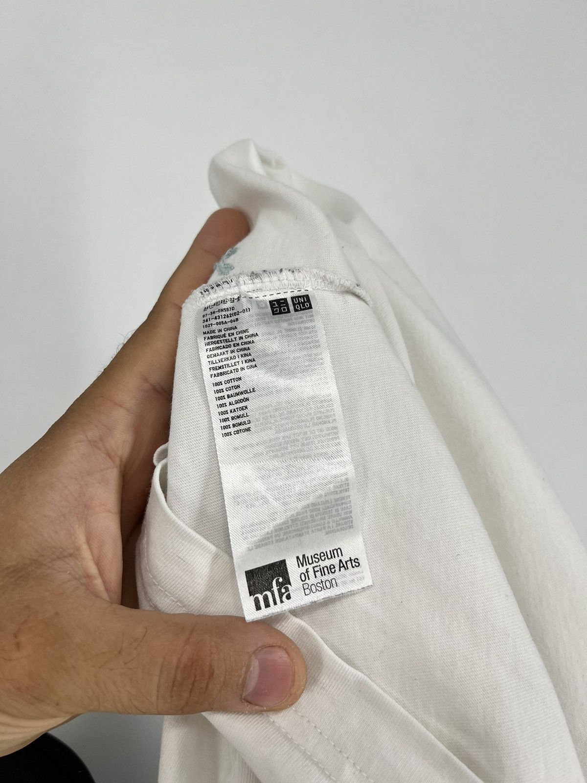 Uniqlo Uniqlo tee Museum of Fine Arts Boston Under The Wave Off Size US XS / EU 42 / 0 - 10 Thumbnail