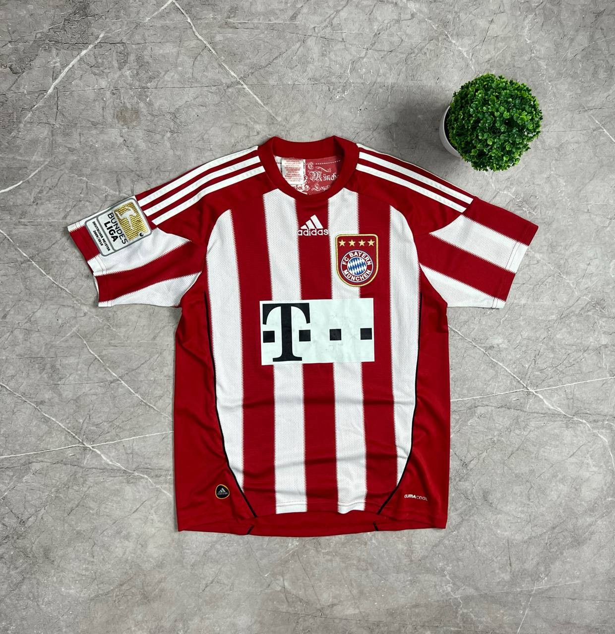 Adidas Adidas Bayern Munchen #Maxi 2009/2010 Y2K Football T-Shirt Size US XS / EU 42 / 0 - 7 Thumbnail