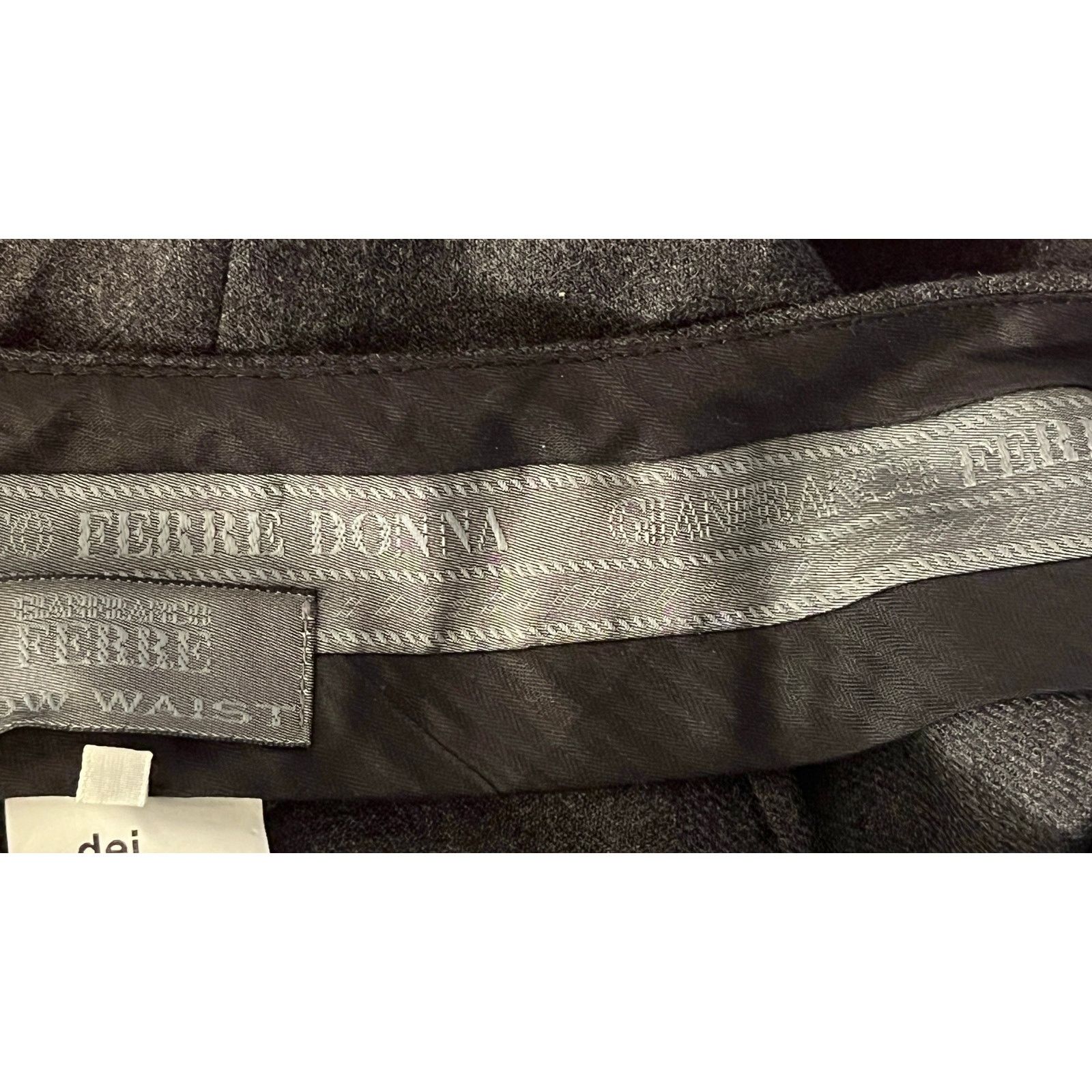 Gianfranco Ferre VTG Gianfranco Ferre Women Wool Pants Size 27" / US 4 / IT 40 - 15 Thumbnail