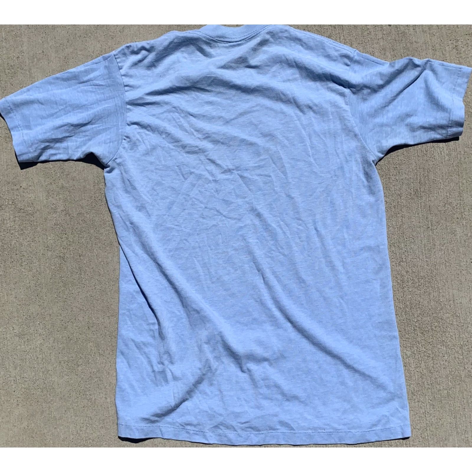 Velva Sheen VINTAGE Velva Sheen Bucks Lake T-Shirt Short Sleeve Unisex Adult L blue 1980s Graphic Tee Sportswear/Beach Mens Size US L / EU 52-54 / 3 - 3 Thumbnail