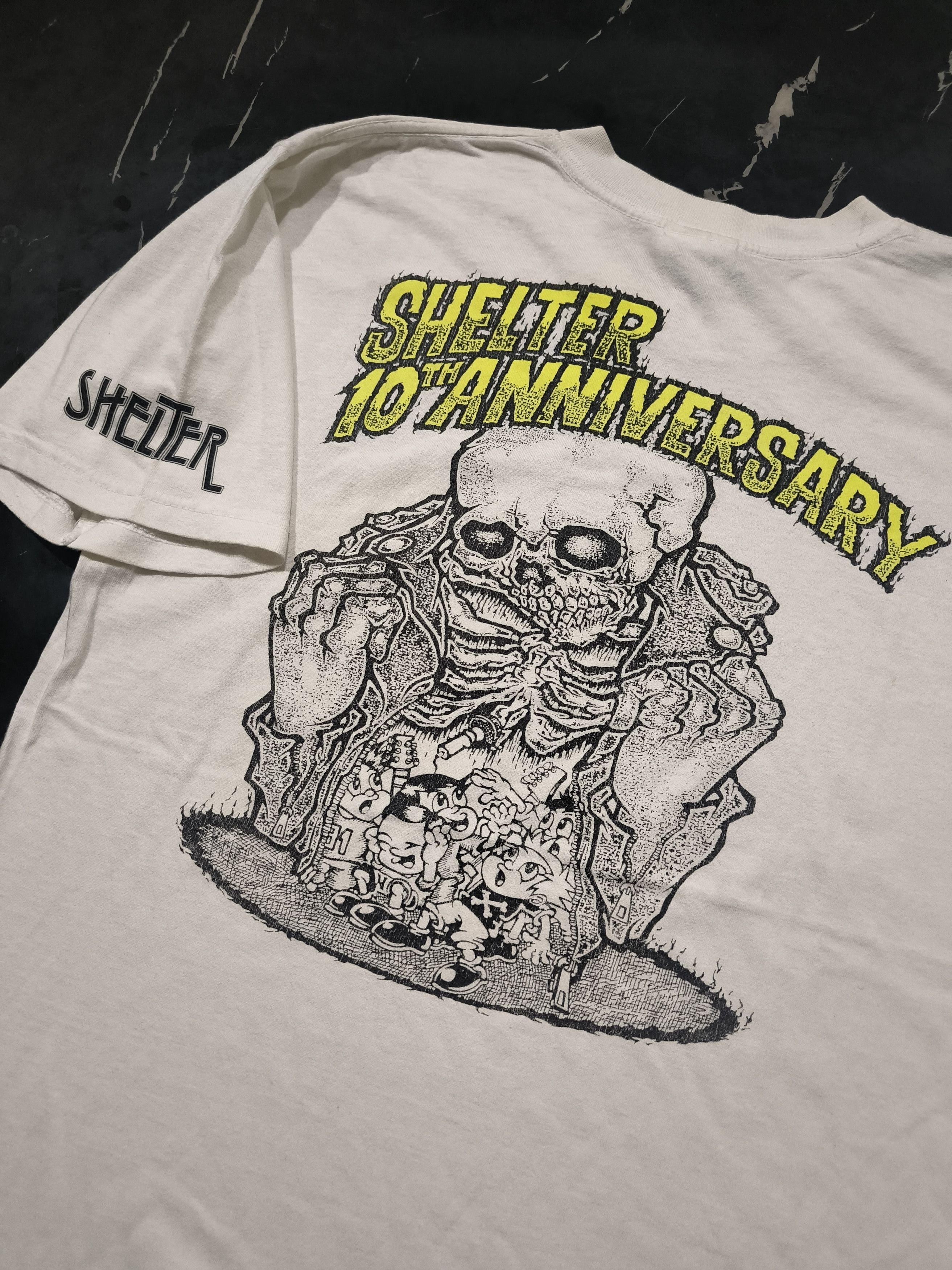 Band Tees Vintage 90s Shelter "10th anniversary" shirt Size US L / EU 52-54 / 3 - 1 Thumbnail