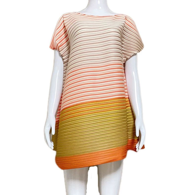 Issey Miyake Issey Miyake size:3 Yellow pleated spring color-blocked sh Size S / US 4 / IT 40 - 1 Thumbnail