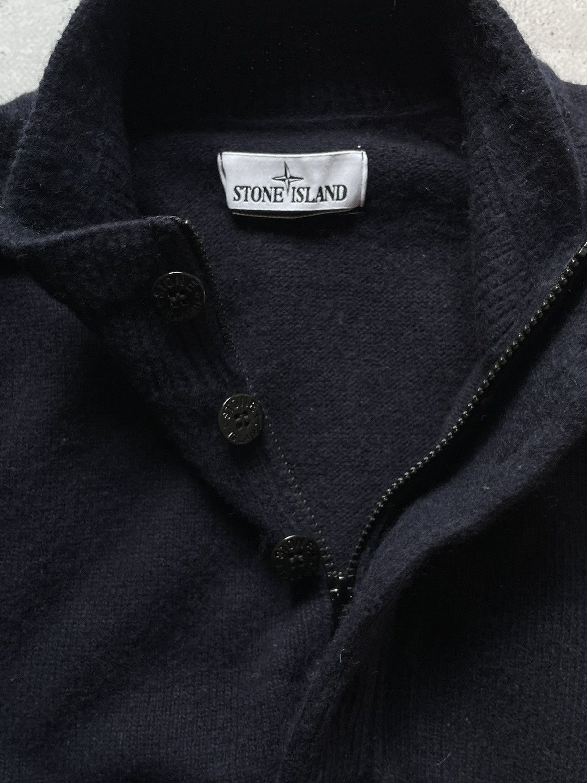 Stone Island Stone Island Navy Wool Buttoned Quarter Zip Knit Sweater Size US XL / EU 56 / 4 - 4 Thumbnail
