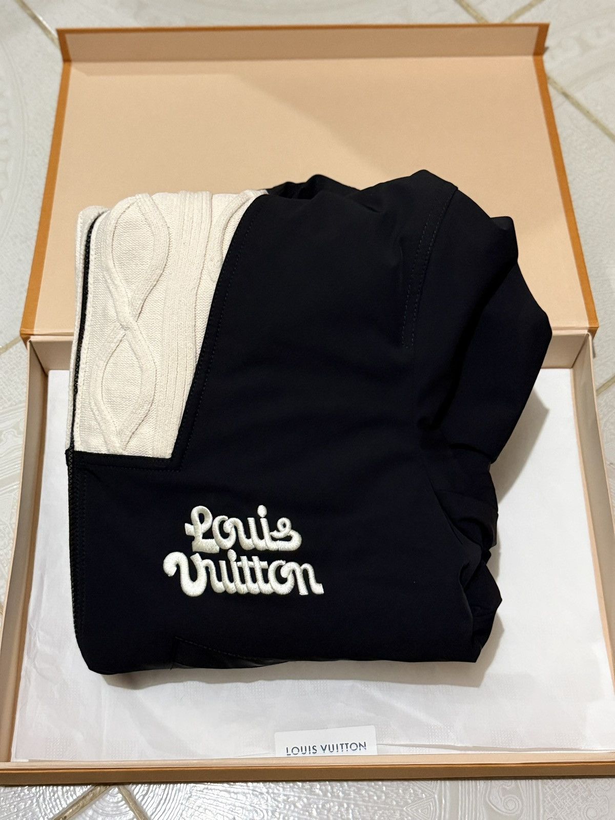 Louis Vuitton × Tyler The Creator Louis Vuitton by Tyler The Creator Technical Blouson Black Size US M / EU 48-50 / 2 - 16 Thumbnail