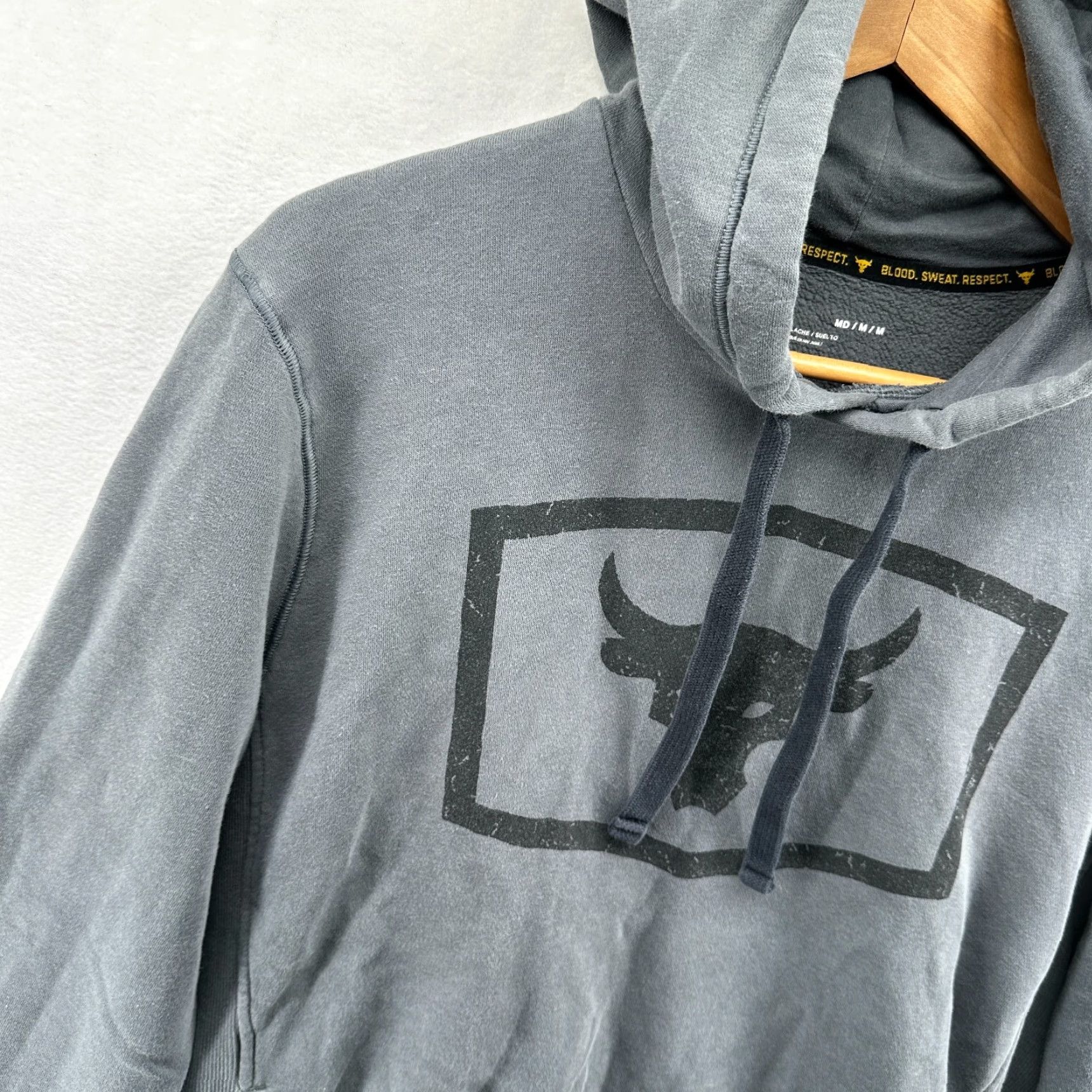 Under Armour VINTAGE Under Armour Hoodie Pullover Gray Men's Medium Long Sleeve Pockets Winter Classic Shirt Size US M / EU 48-50 / 2 - 6 Thumbnail