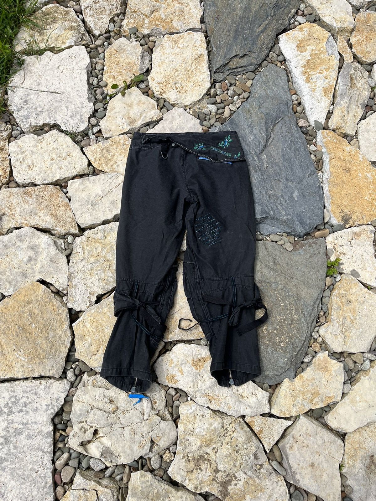 Marithe + Francois Girbaud Vintage Marithe Francois Girbaud floral y2k bondage pants Size 26" / US 2 / IT 38 - 2 Thumbnail
