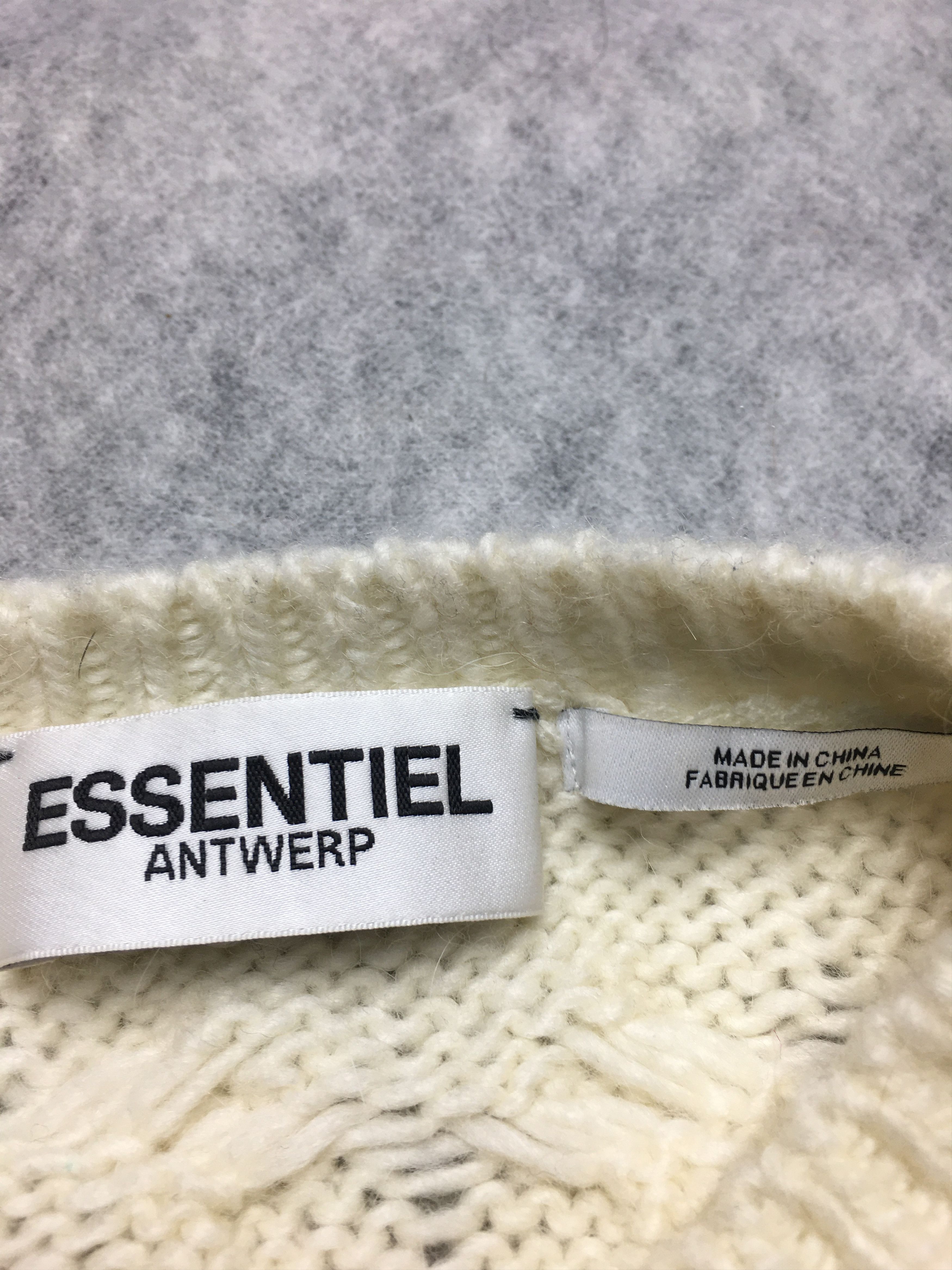 Essentiel Antwerp Essential Antwerp Cable Knitted Sweater Pearl Embellishments Size S / US 4 / IT 40 - 12 Thumbnail
