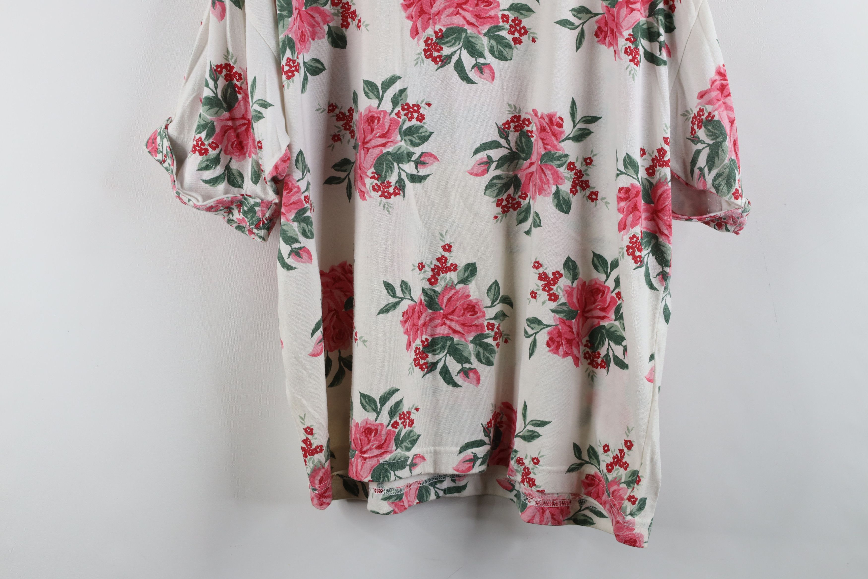 Vintage Vintage 90s Streetwear Over Print Boxy Fit Pocket T-Shirt Size L / US 10 / IT 46 - 11 Thumbnail