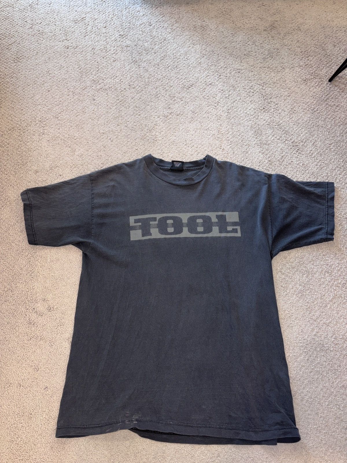 Vintage 1996 Tool Ænima Album Cover Vintage Tshirt XL Size US XL / EU 56 / 4 - 1 Thumbnail