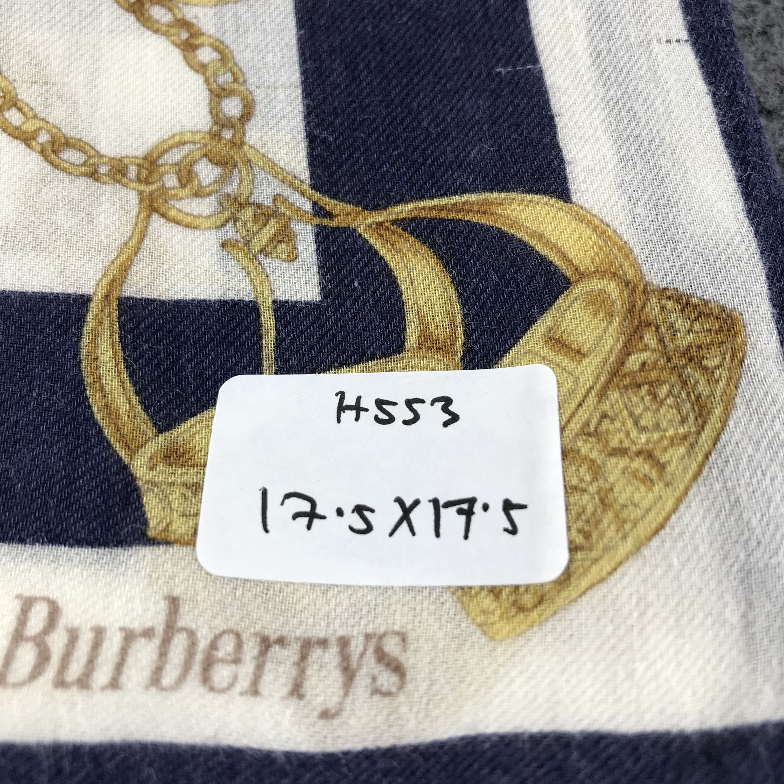 Burberry Burberrys Luxury Handkerchief Neckerchief Bandana H553 Size ONE SIZE - 8 Thumbnail