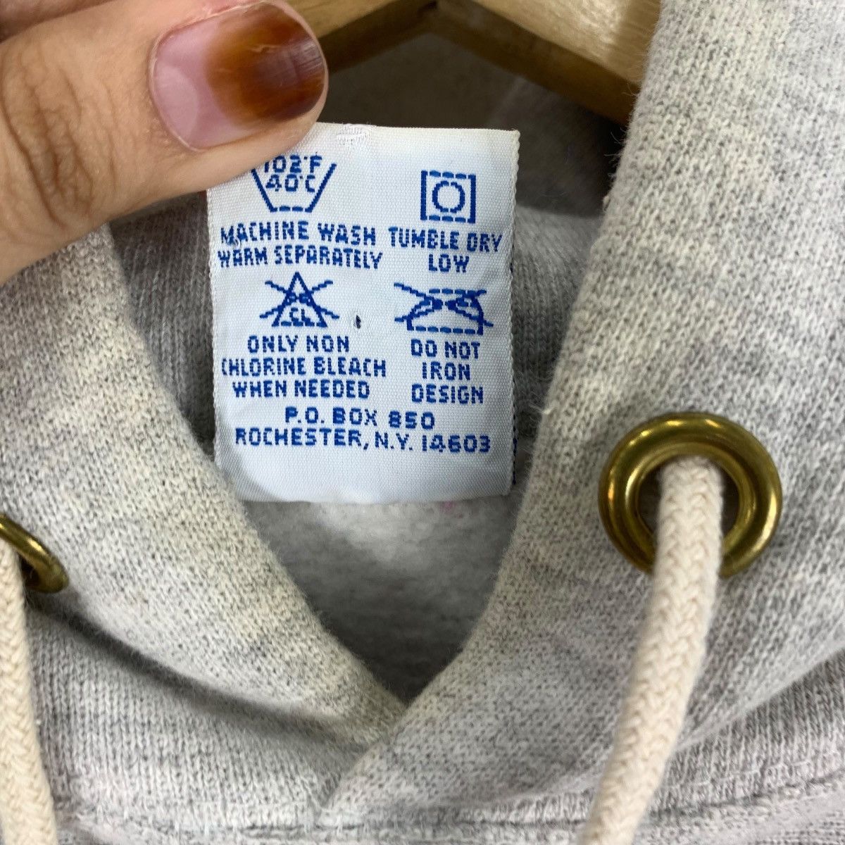 Champion Vintage 90’ CHAMPION REVERSE WEAVE Gray Pullover Hoodie Size M / US 6-8 / IT 42-44 - 11 Thumbnail