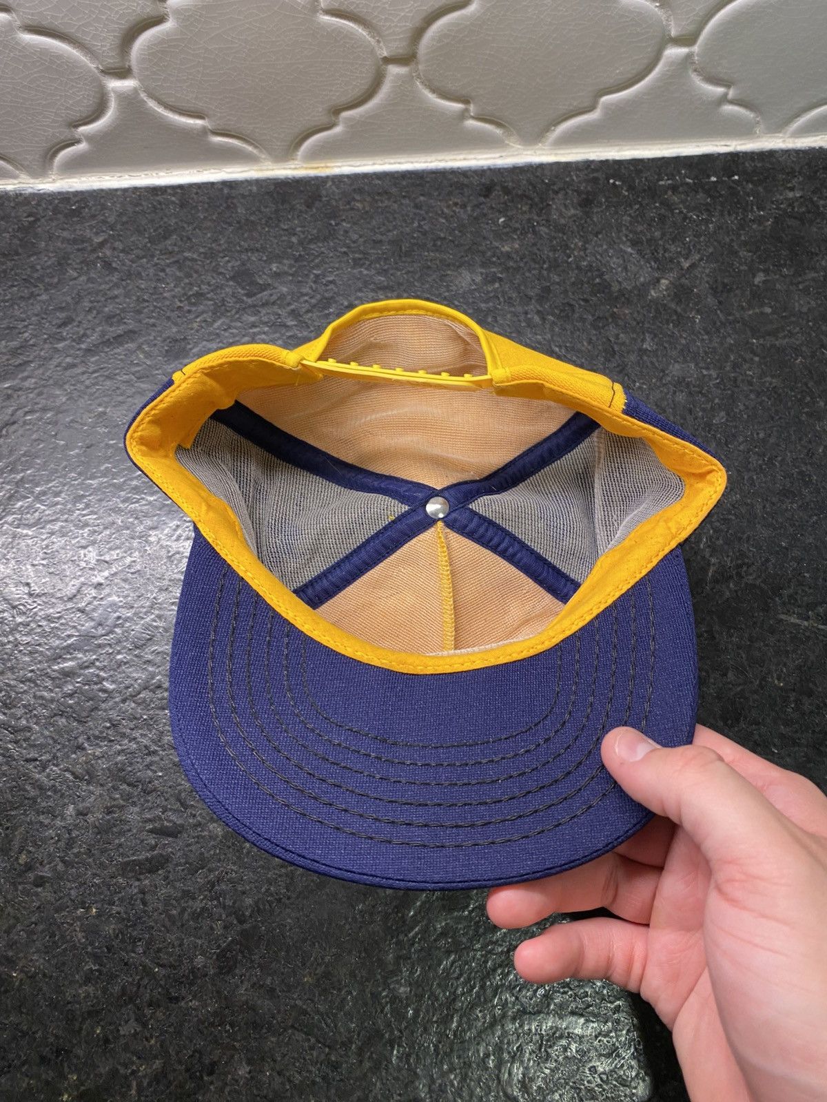 Other Vintage 80s Michigan wolverines logo hat Size ONE SIZE - 3 Thumbnail
