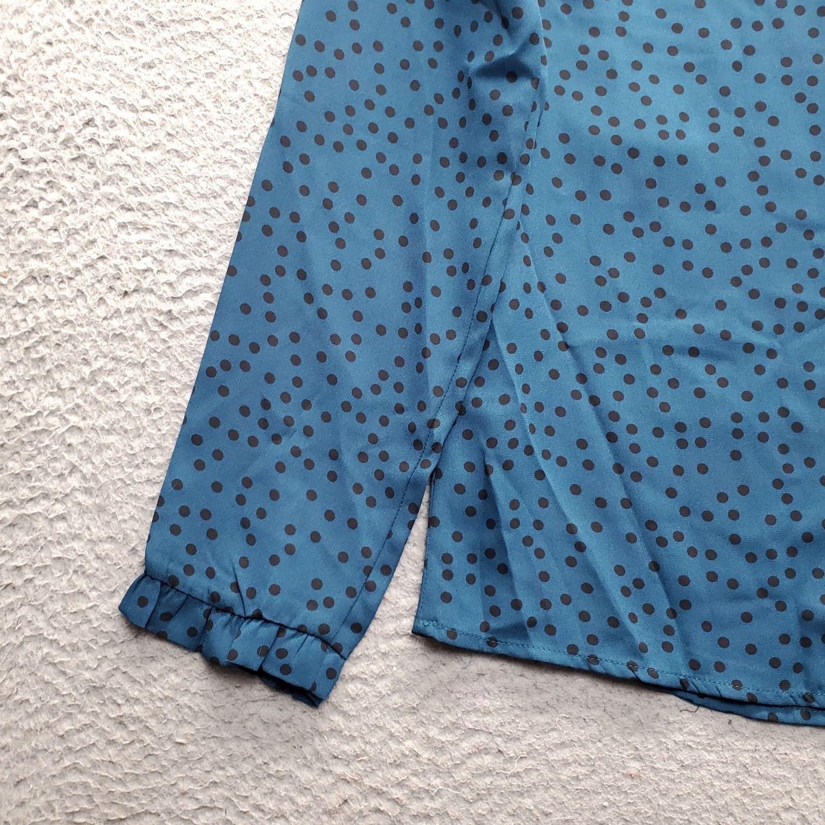 Banana Republic Banana Republic Blouse Womens XS Polka Dot Long Sleeve V-Neck Ruffle Top Size XS / US 0-2 / IT 36-38 - 8 Thumbnail