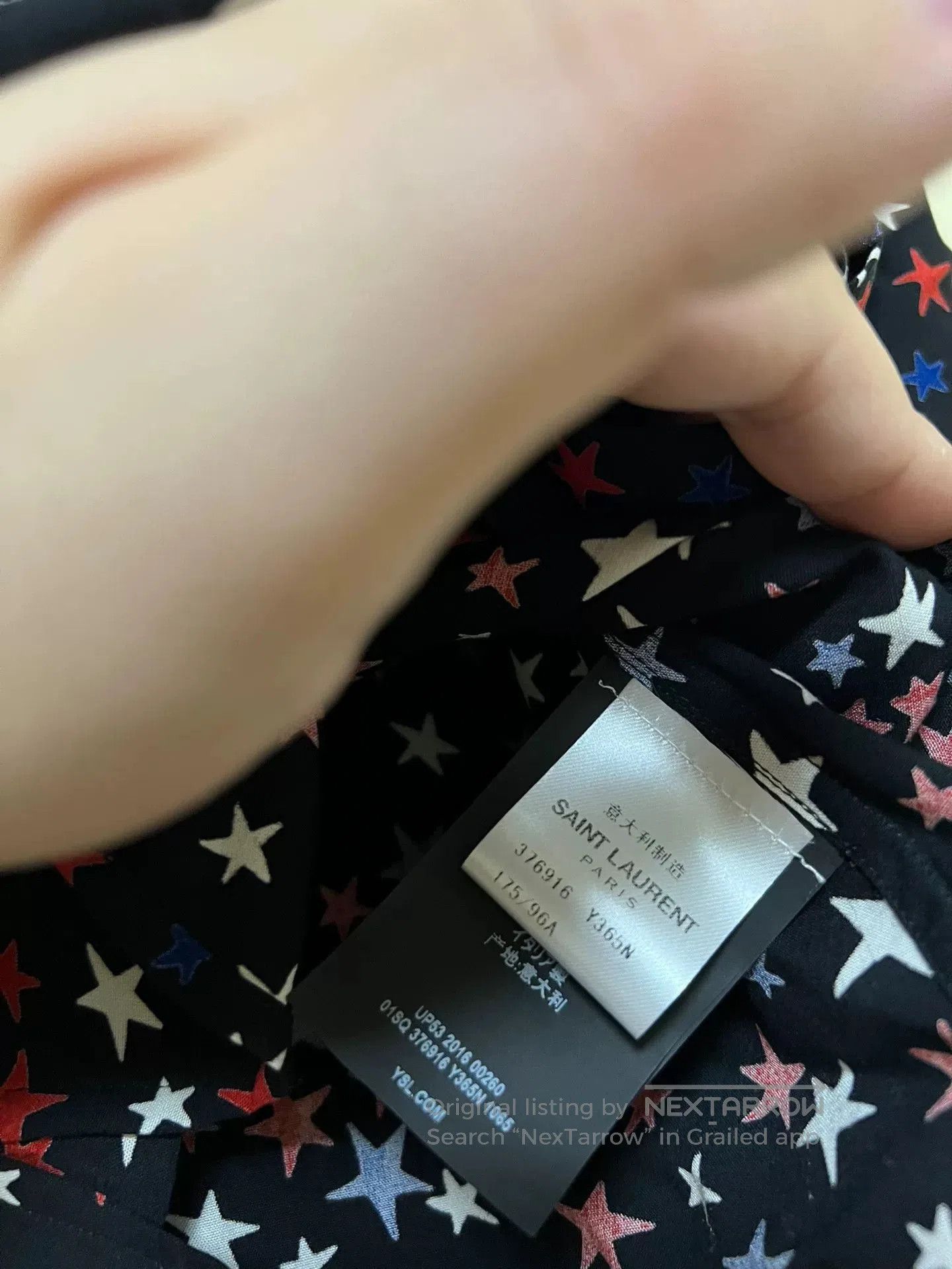 Saint Laurent Paris Saint Laurent Star Print Silk Shirt. Size S / US 4 / IT 40 - 7 Thumbnail