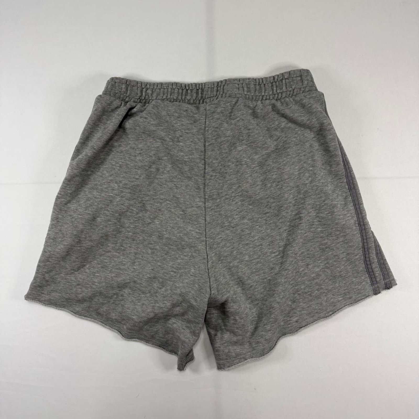 Adidas Adidas Grey Athletic Sweat Short Size Medium Size US 34 / EU 50 - 2 Thumbnail