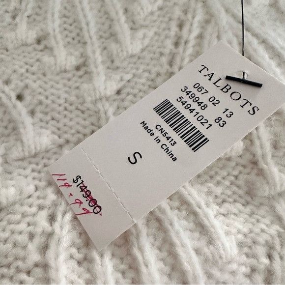 Talbots NWT Talbots Ivory Knit Poncho Pullover Size S / US 4 / IT 40 - 4 Thumbnail