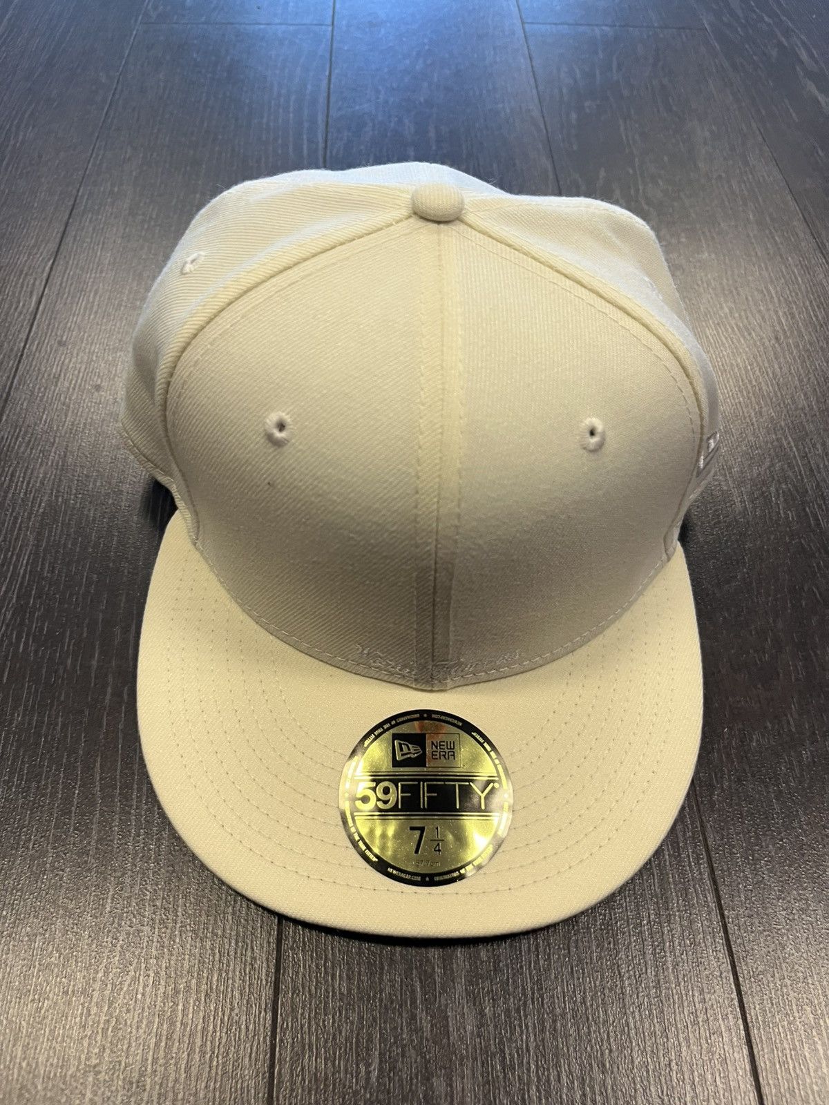 New Era × Supreme Supreme Reverse Box Logo New Era 7 1/4 Size ONE SIZE - 1 Thumbnail