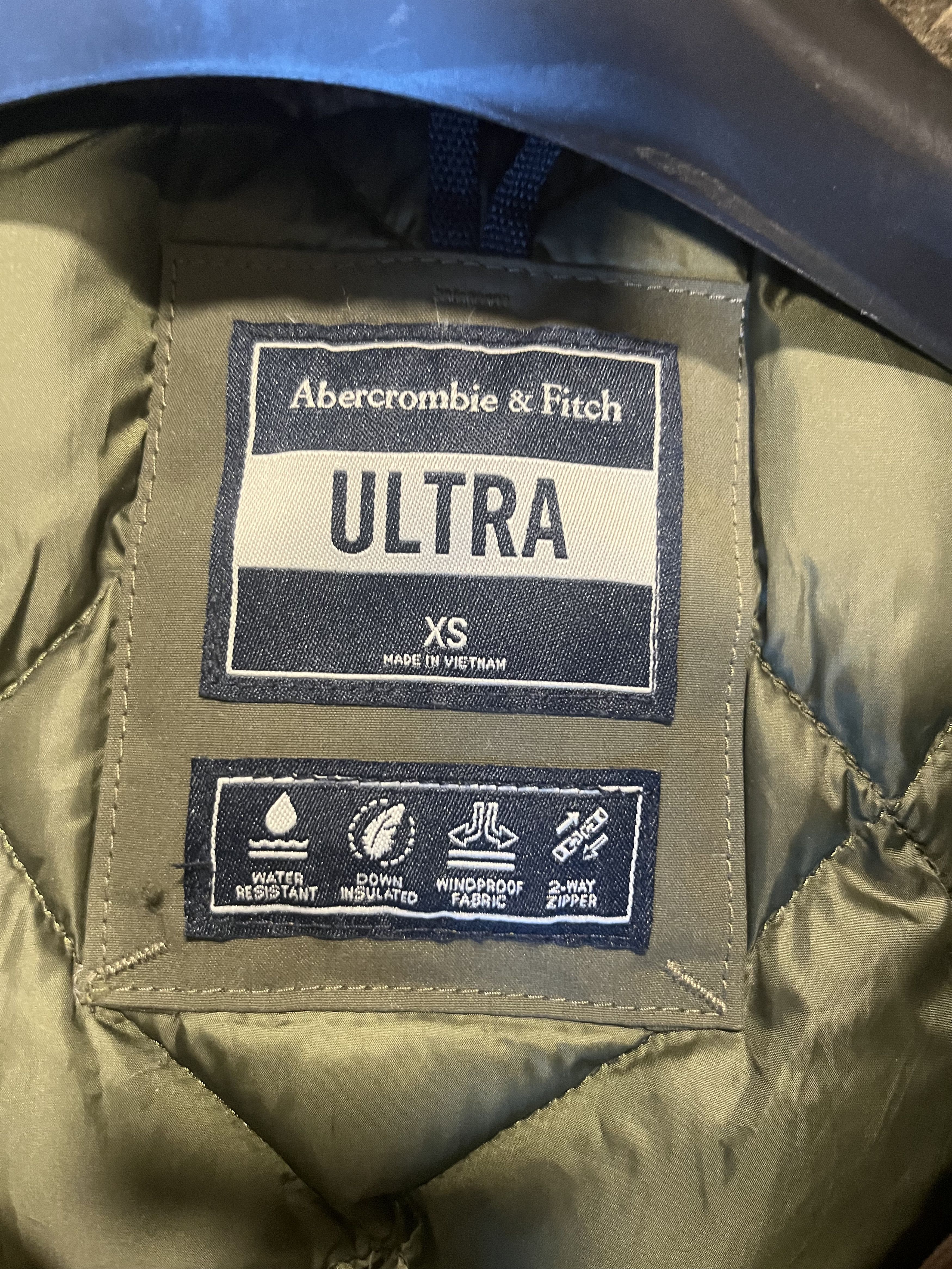 Abercrombie & Fitch Abercrombie & Fitch olive 'Ultra' duck down/feathers parka Size US XS / EU 42 / 0 - 3 Thumbnail