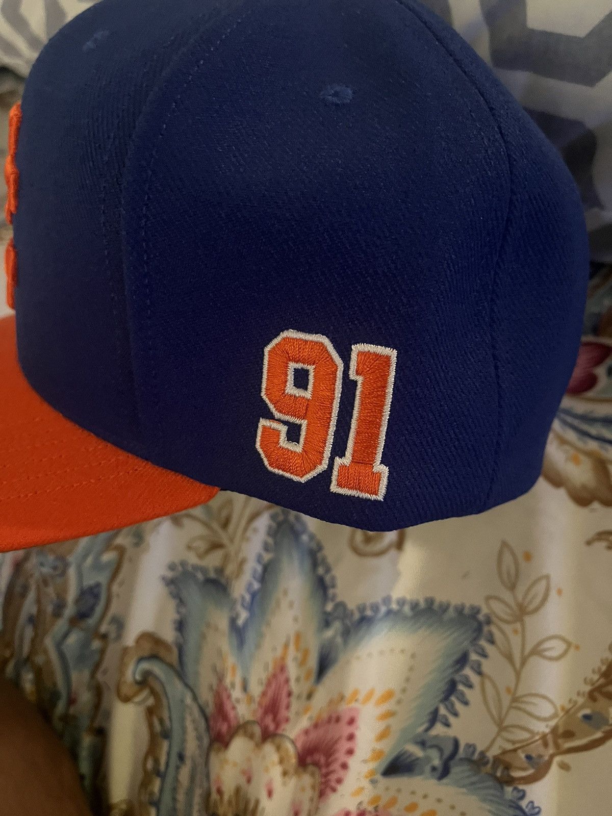 Eric Emanuel Eric Emanuel New York Knicks Hat Size ONE SIZE - 3 Thumbnail