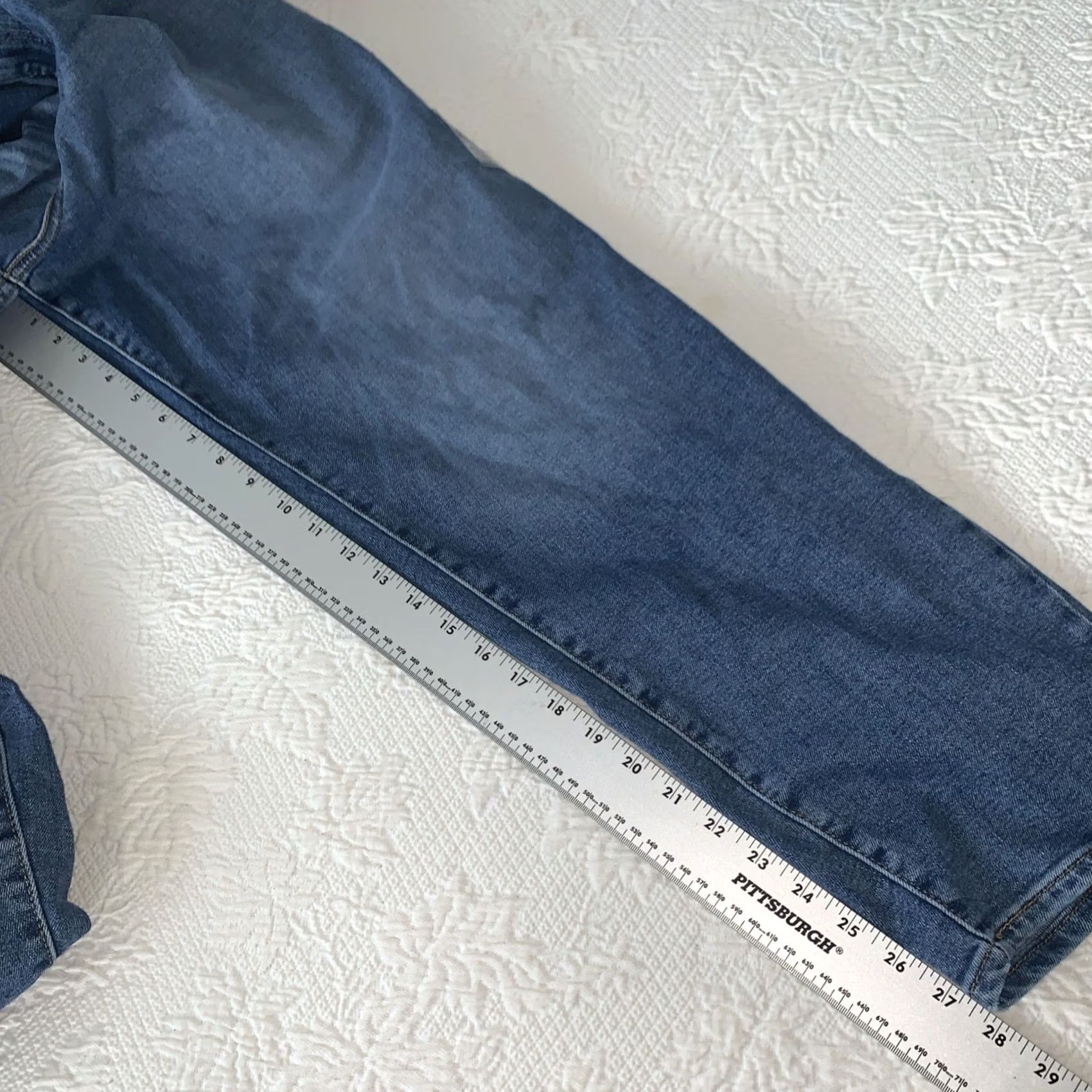 Levi's VINTAGE Levi's High Waisted Mom Jeans 24W Plus Size Denim Blue 5-Pocket Logo Zipper Button Stretch Size 42" / US 20 - 7 Thumbnail