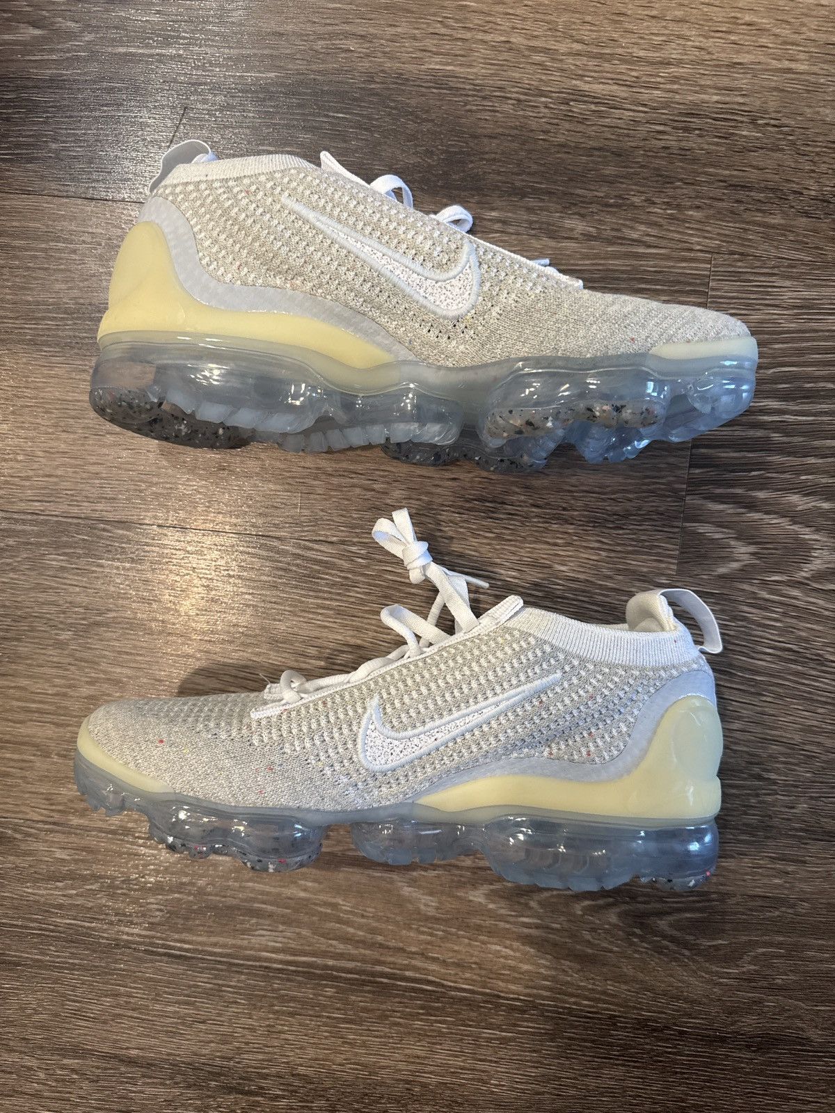 Nike Nike Vapormax Oatmeal Size US 8.5 / IT 38.5 - 2 Thumbnail