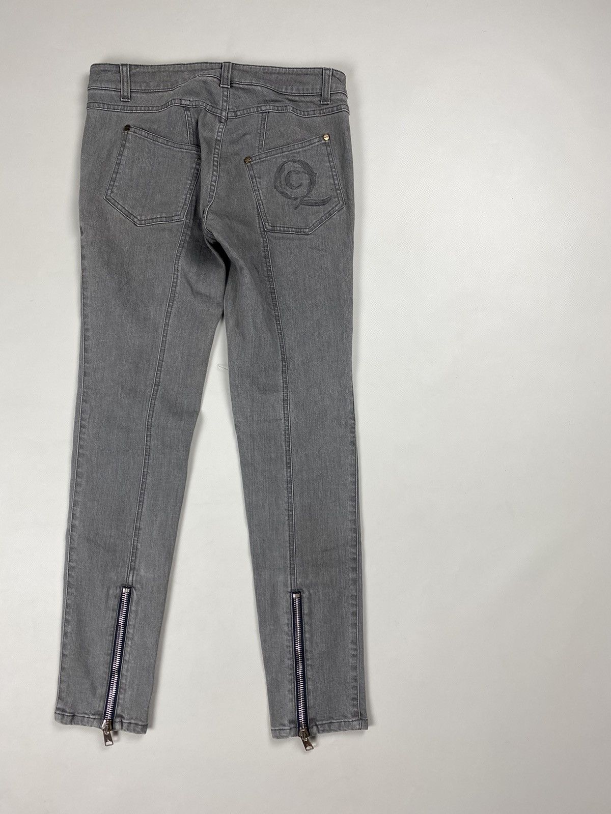 Alexander McQueen Alexander McQueen vintage ladies ankle zip jeans size 42 Size 28" / US 6 / IT 42 - 18 Thumbnail