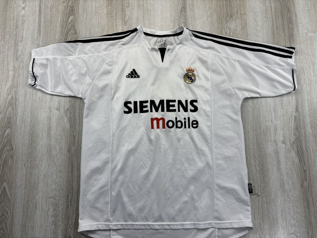 Adidas × Vintage Mens t shirt Adidas Real Madrid jersey 2003-2004 Size XL Size US XL / EU 56 / 4 - 2 Thumbnail