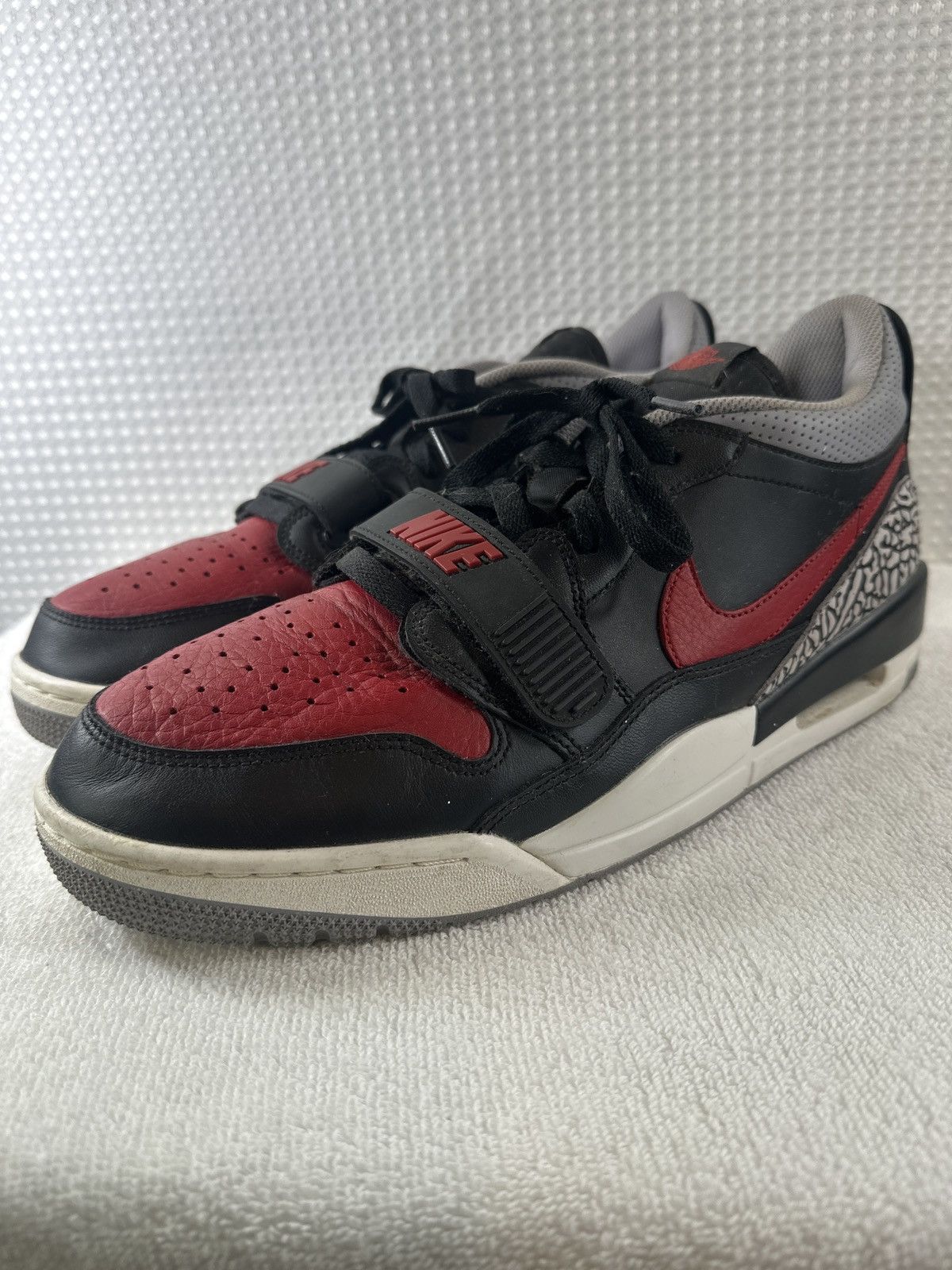 Nike Jordan Legacy 312 Low Bred Cement Grey Gym Red Black Size US 12 / EU 45 - 2 Thumbnail