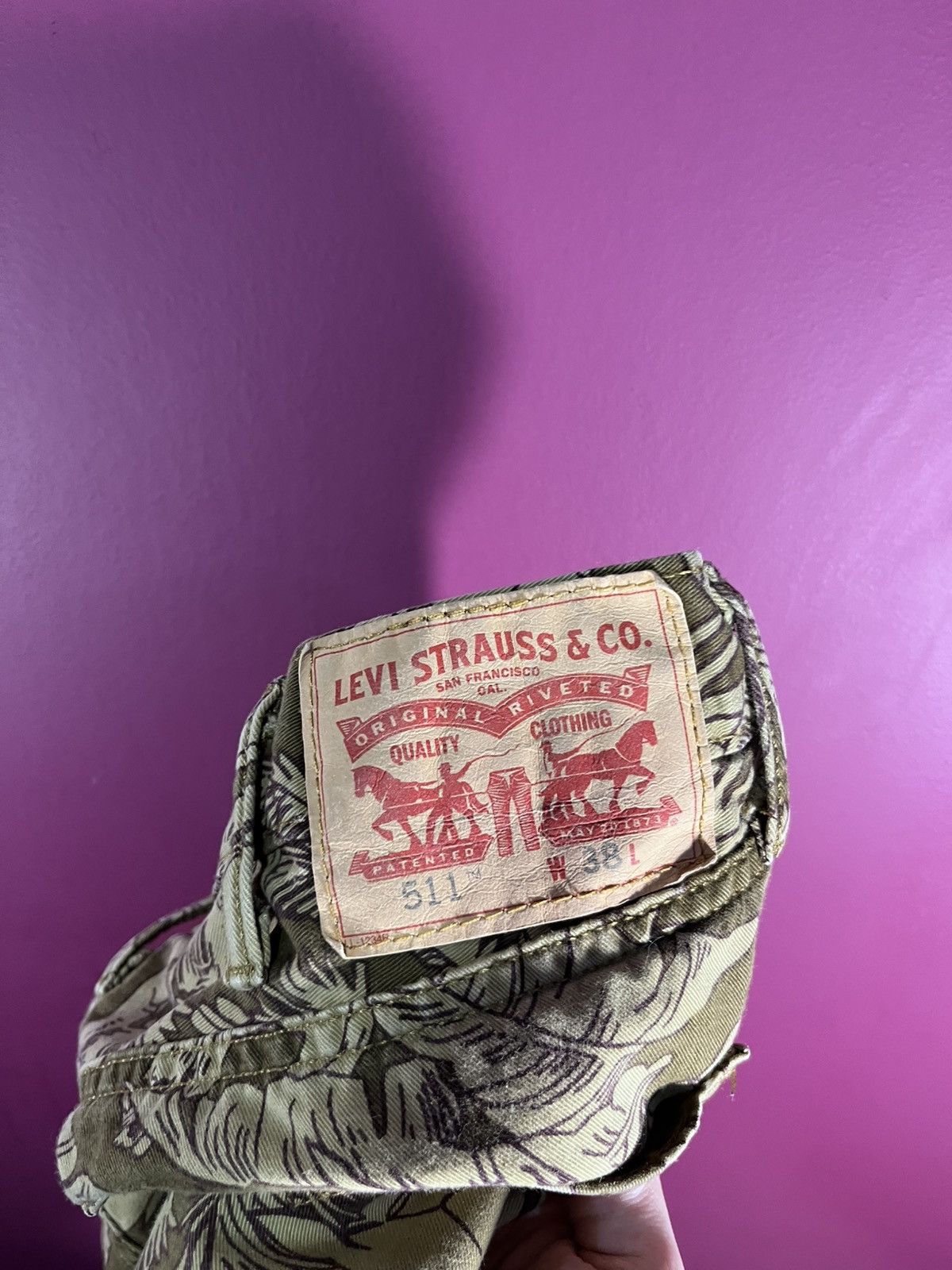 Levi's × Vintage Levi’s floral shorts Size US 38 / EU 54 - 7 Thumbnail