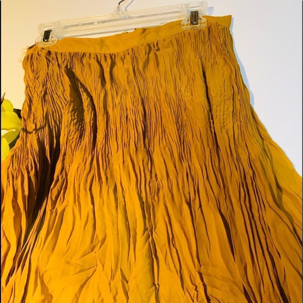 Bar III Bar III BN mustard high low skirt size S Size 26" / US 2 / IT 38 - 2 Thumbnail